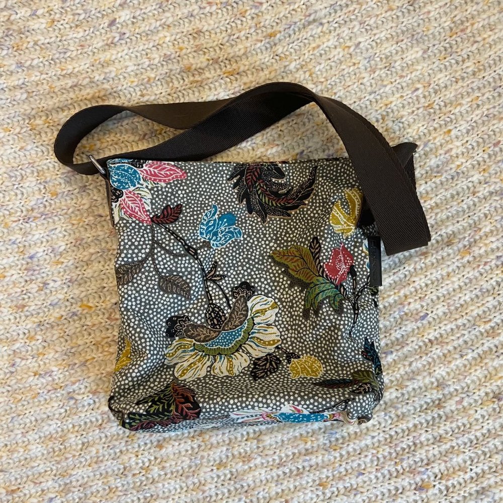 Ceannis Flower Linen Shoulder Bag Small, Grey